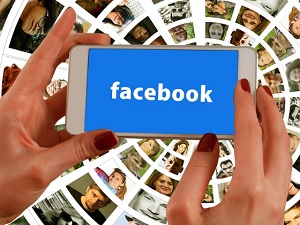 Facebook Flaw Exposed Photos